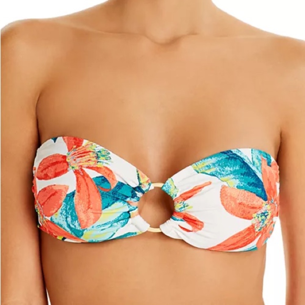 Vince Camuto size Medium Bikini Top